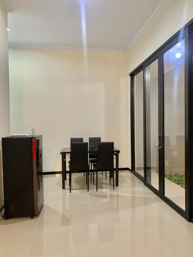 Guest House / Homestay Bukit Mutiara Residence Ngingas Exterior foto