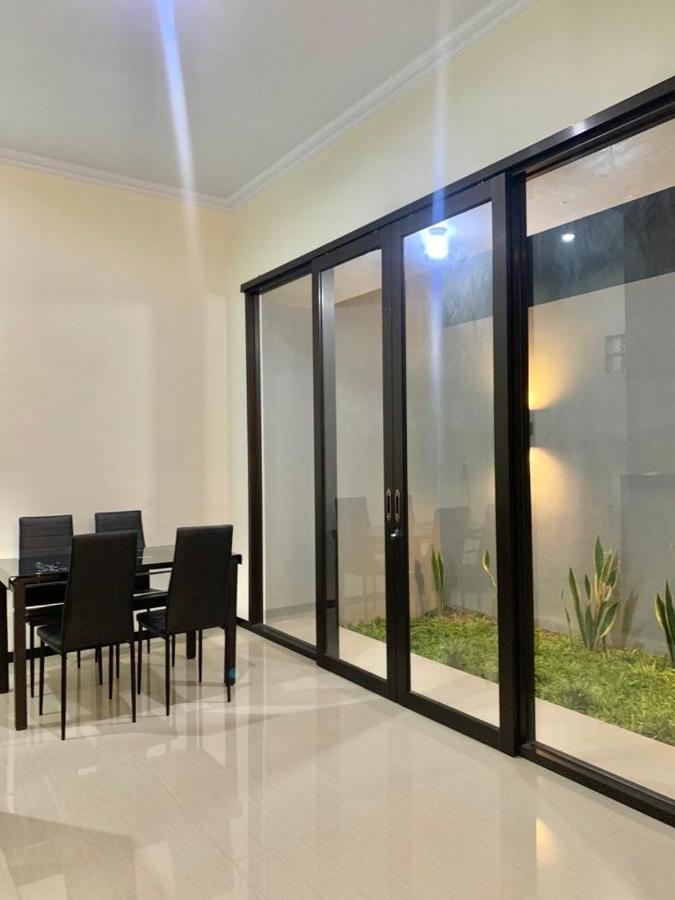 Guest House / Homestay Bukit Mutiara Residence Ngingas Exterior foto